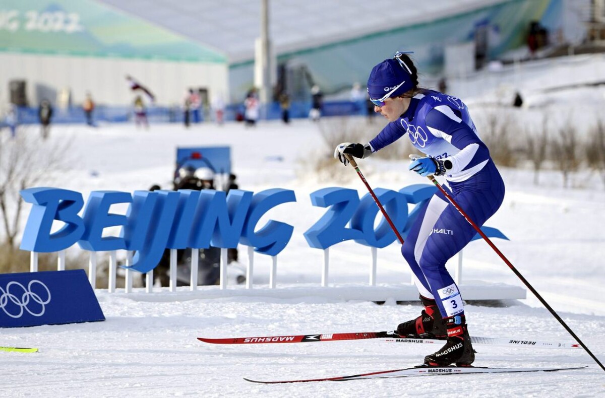 Suomi joutui pettymään naisten hiihtoviestissä Pekingin talviolympialaisissa  – Mitalit Venäjälle, Saksaan ja Ruotsiin vaiherikkaassa viestissä |  Keskipohjanmaa