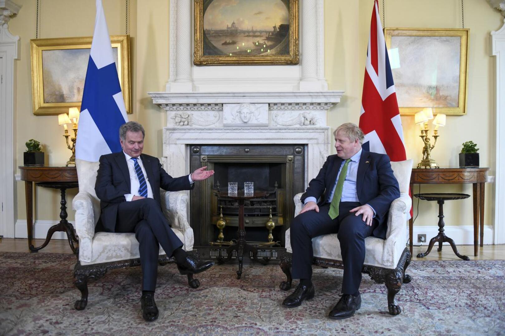 Presidentti Niinistön mukaan Suomi saa Britannialta täyden tuen  turvallisuusratkaisuille – Paluuta menneeseen ei ole, Niinistö toteaa  Venäjä-suhteesta | Keskipohjanmaa