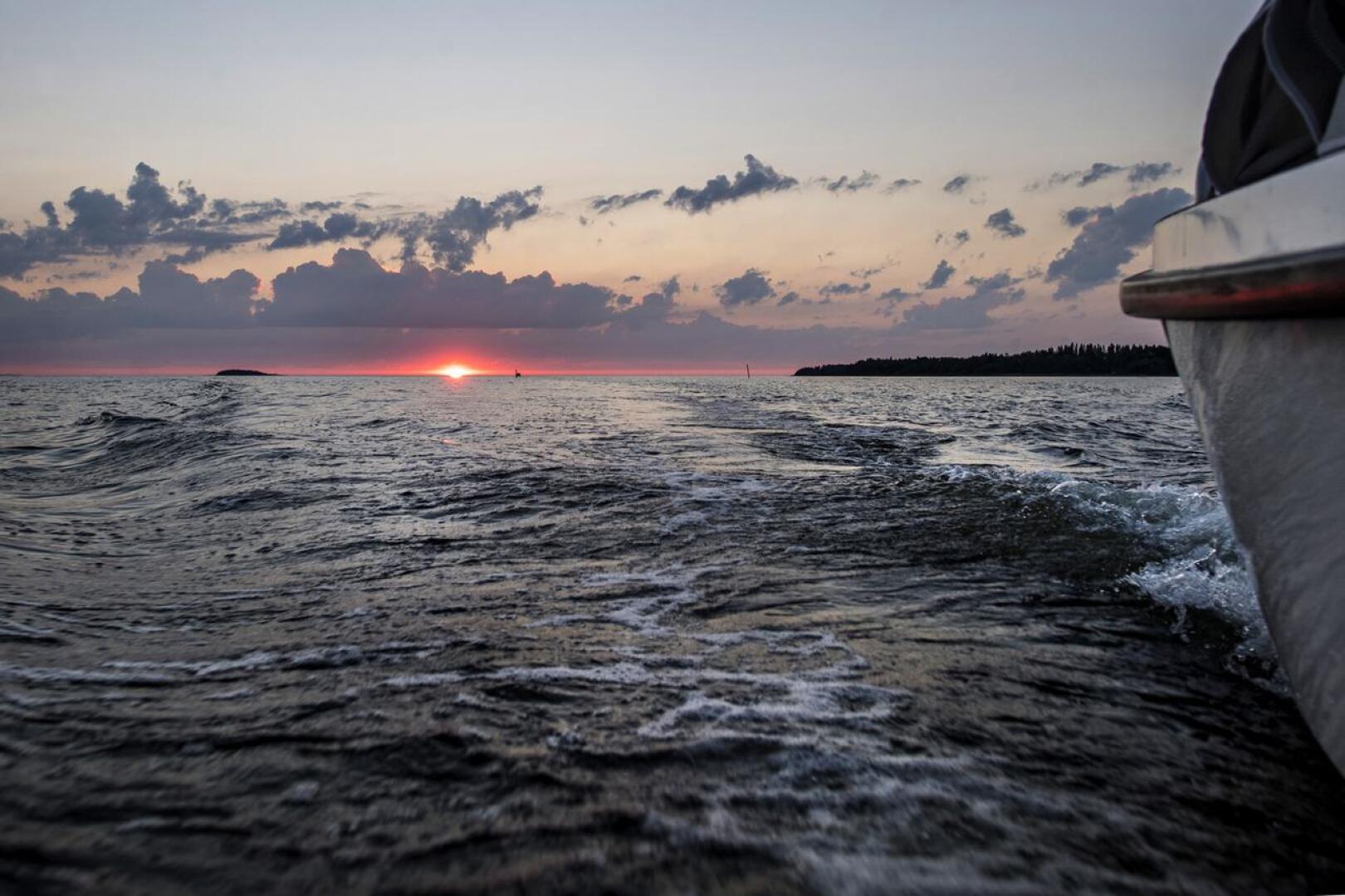Juhannus on toistaiseksi sujunut vesillä rauhallisesti – Merivartiosto  pyrkii pysymään liikkeellä Kokkolan, Kalajoen ja Pietarsaaren merialueilla  | Pietarsaaren Sanomat