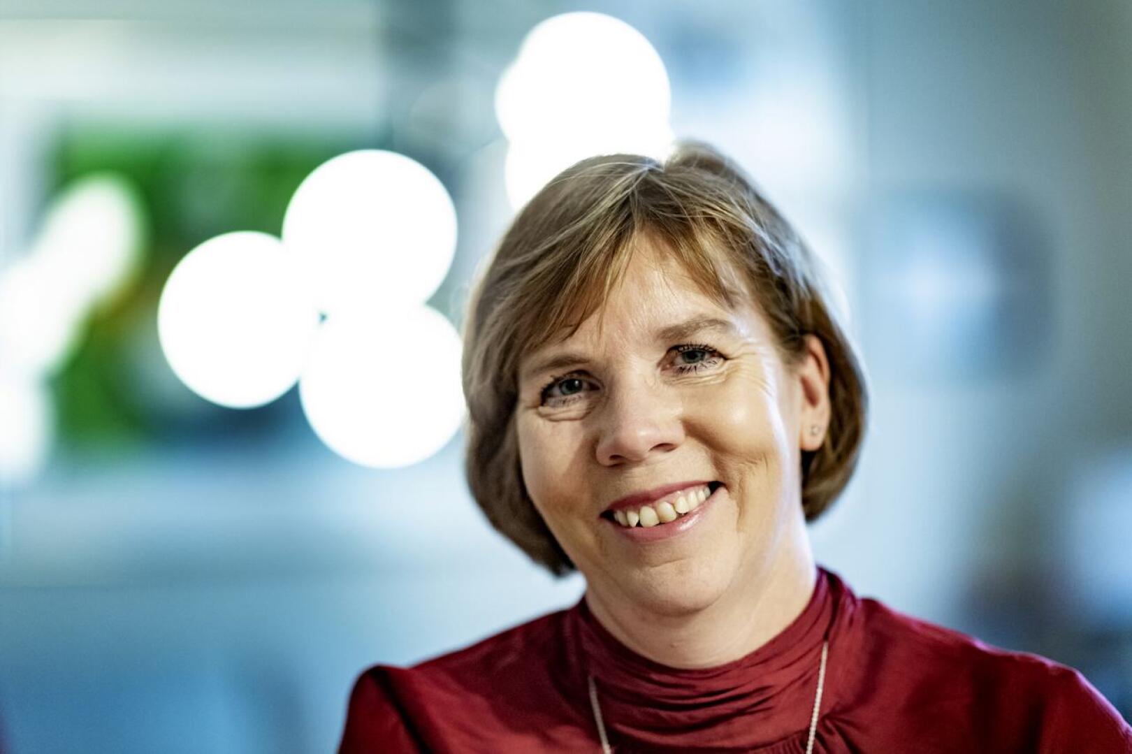 Oikeusministeri Anna-Maja Henrikssonin koronavirustartunnasta tiedotti oikeusministeriö torstaina.