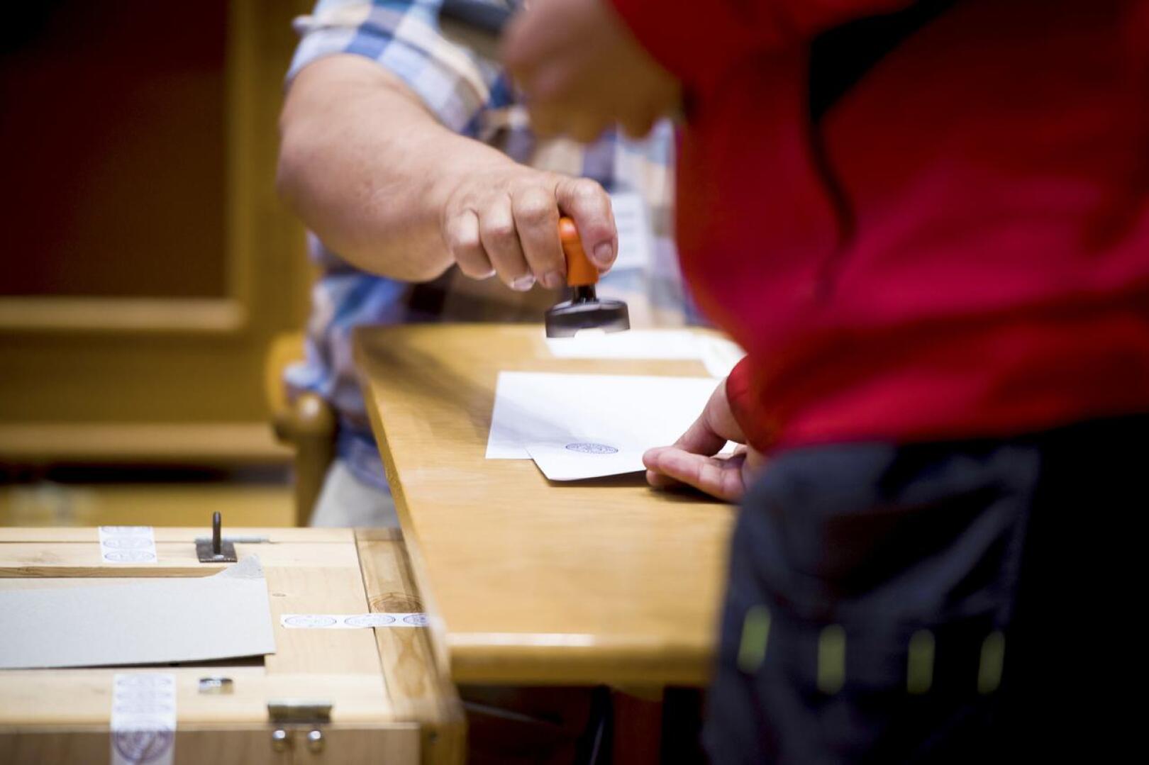 Jäsenvaalissa ovat äänioikeutettuja Keskustan Haapaveden kuntayhdistyksen jäsenet, joita on tällä hetkellä vajaat 700.
