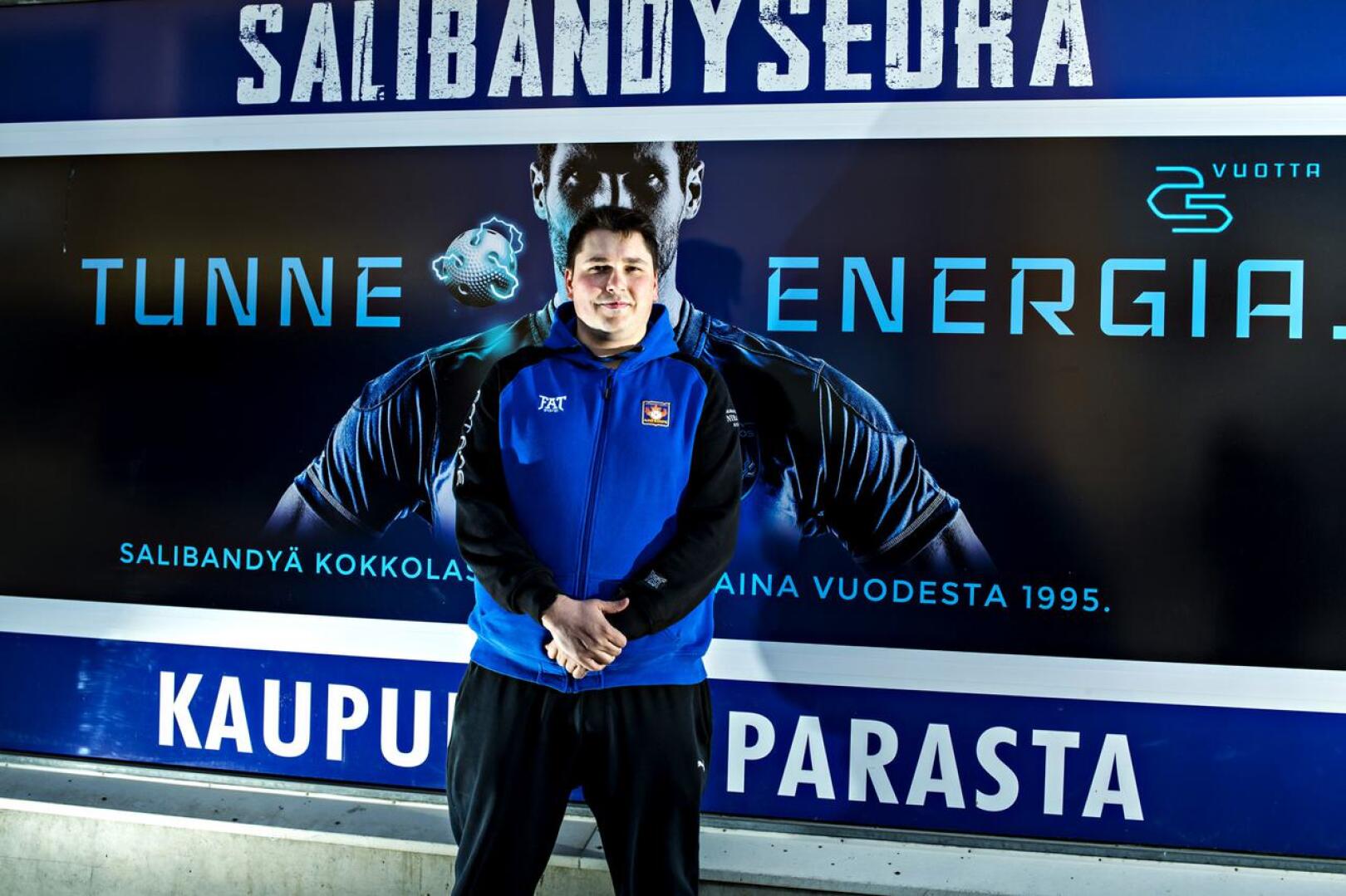 Jani Ollikaisen valmentama Nibacos on aloittanut Suomisarjan hyvin. Kolmen ottelun jälkeen taskussa on kolme voittoa ja yhdeksan sarjapistettä.