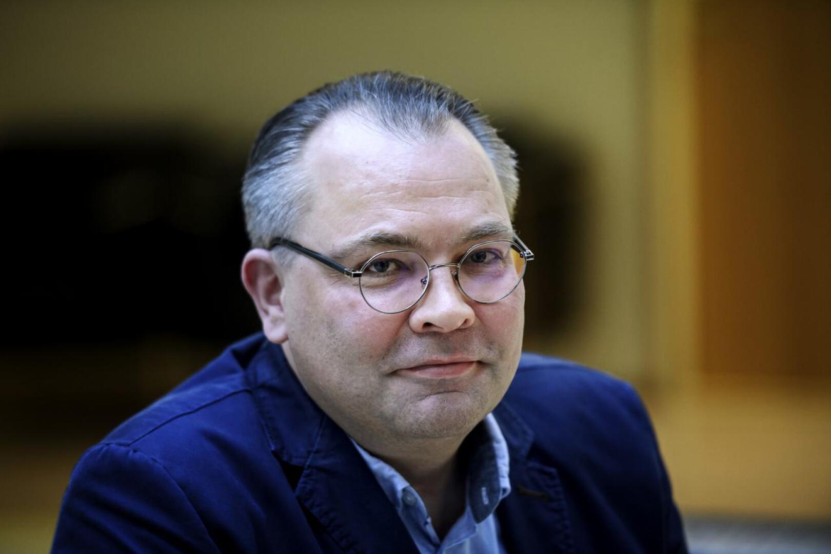 Kannuksen kaupunginjohtaja, ex-puolustusministeri Jussi Niinistö antoi valistuneita arvioita maanantaina Ylen erikoislähetyksessä.