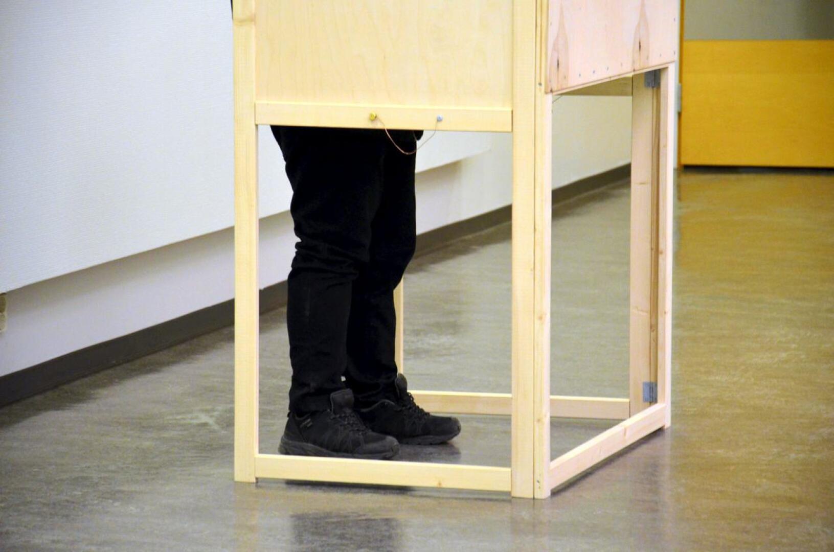 Suomen 39. eduskuntavaalit järjestetään sunnuntaina 2. huhtikuuta 2023, ja niissä valitaan kansanedustajat eduskuntaan vaalikaudelle 2023–2027.