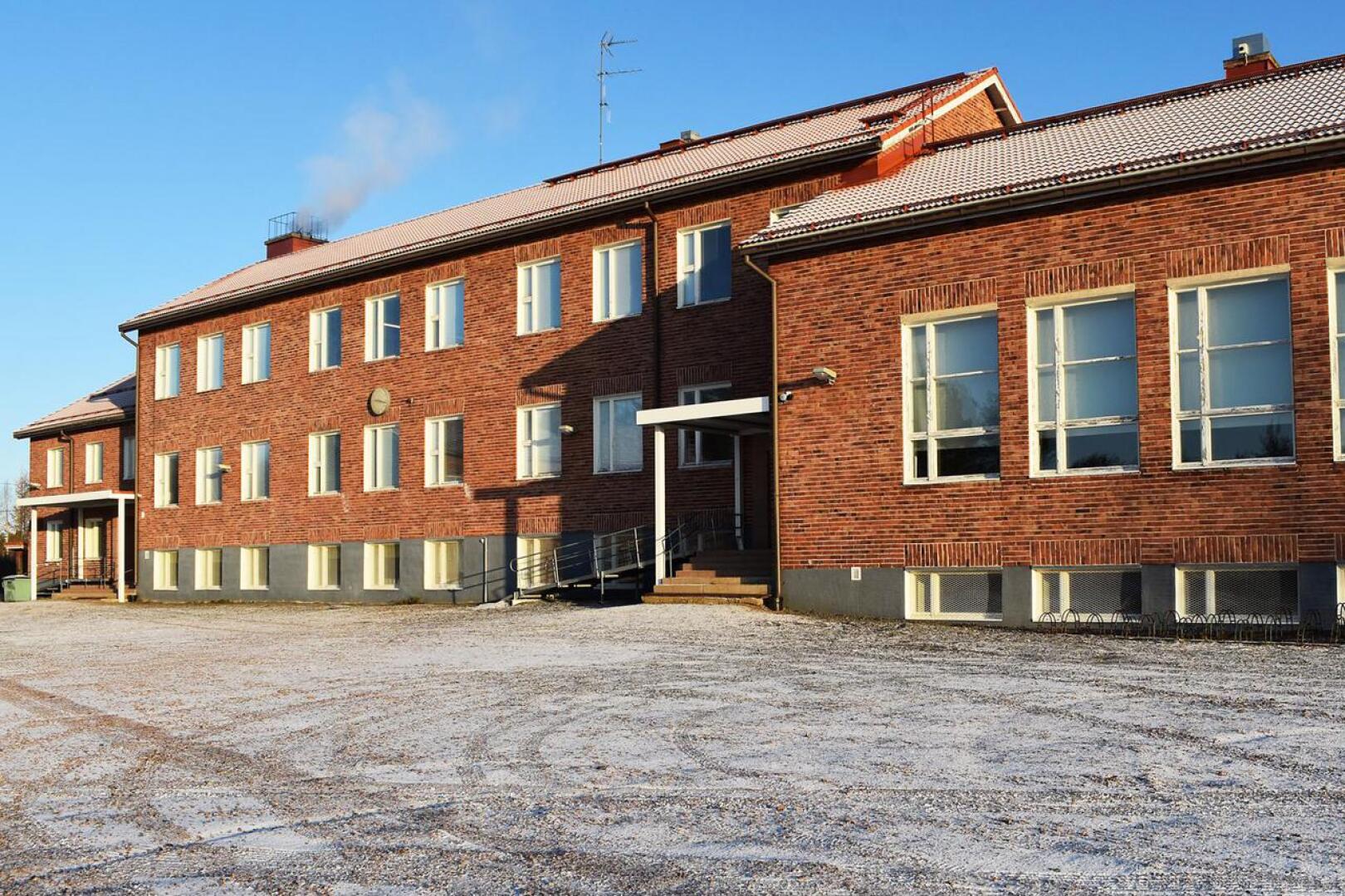Kaupunginhallituksen kanta oli, että vain Mieluskylän koulu säilyisi Haapavedellä kyläkouluvaihtoehtona. Lopullisen päätöksen kouluverkosta tekee kaupunginvaltuusto.