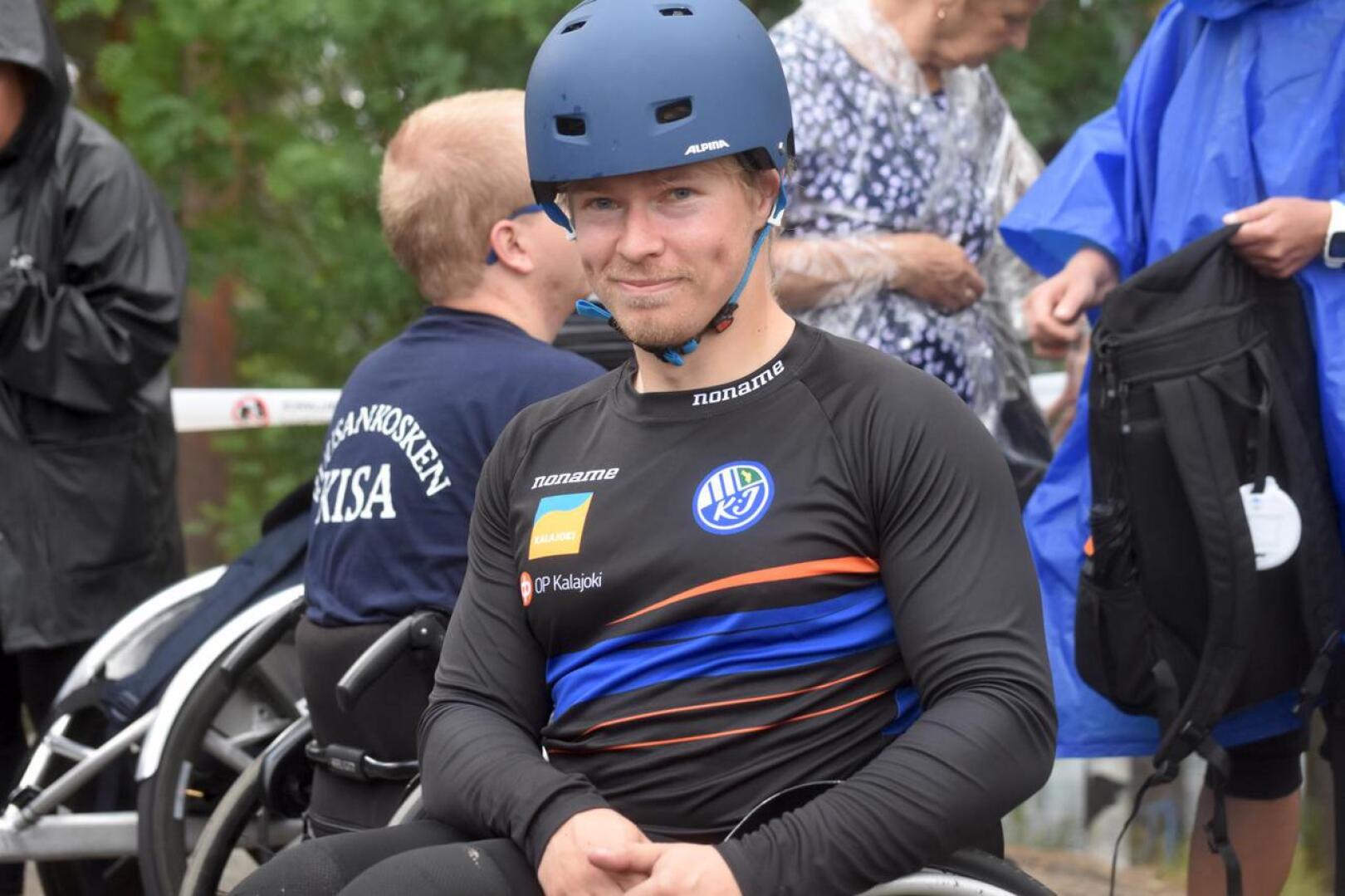 Kalajoen Junkkareiden Tuomo Himanka kelasi kaksi SM-mitalia lauantaina Kalevan kisoissa.