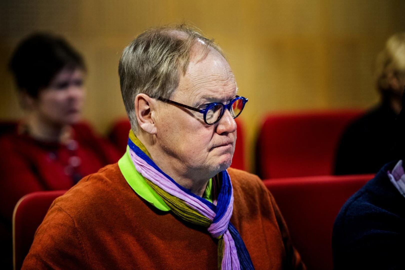 Pekka Nurmen kanta on selvä: Keskuskentän tulee säilyä Kokkolan jalkapallopyhättönä.