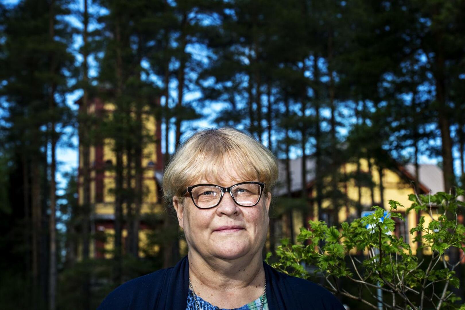 Anita Leppälä on työskennellyt Sievin seurakunnan palveluksessa 35 vuoden ajan. Hän siirtyy kirkkoherran tehtävästä kappalaiseksi heinäkuun alussa.