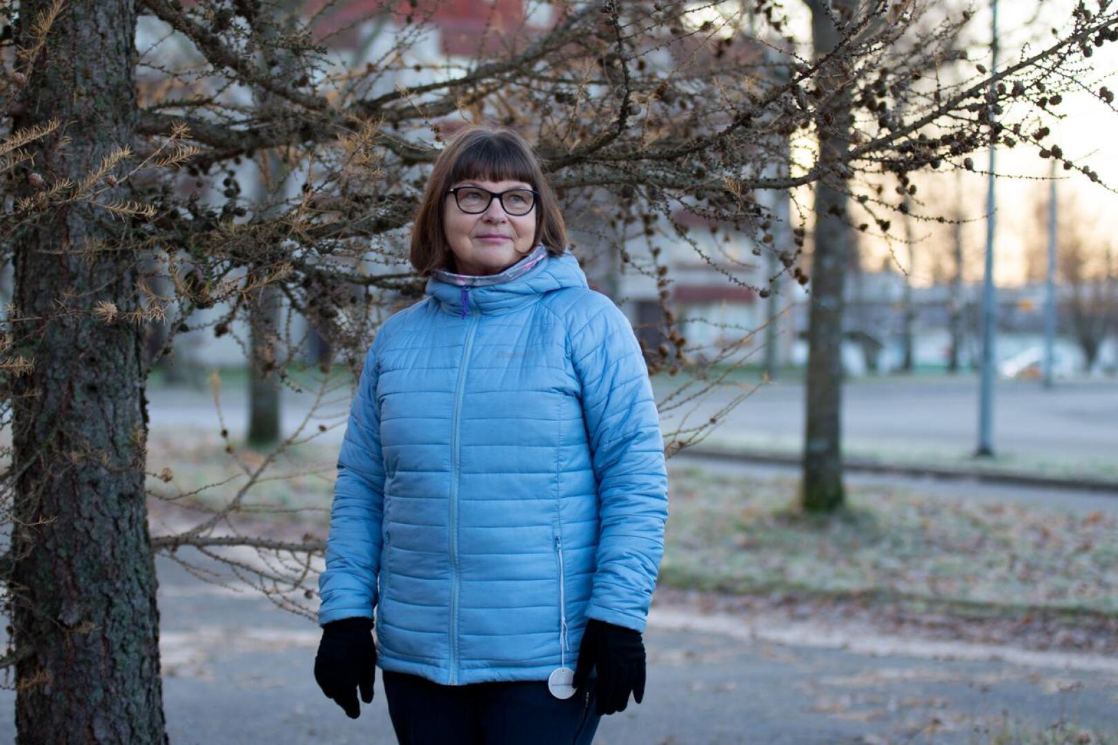 Keski-Pohjanmaan Maanpuolustusnaiset ry:n puheenjohtaja Helinä Jokitalo kertoo, että yhdistys perustettiin kaksi vuotta sitten ikään kuin tarpeesta, koska vastaavanlaista toimintaa erityisesti naisille ei Keski-Pohjanmaan alueella ollut.