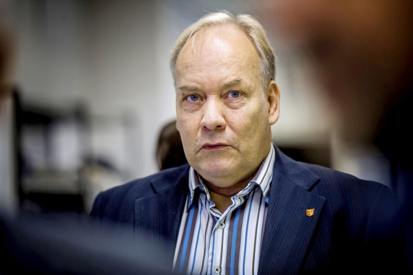 Kruunupyyläinen Peter Albäck uskoo, että Paavo Värysen tulo puoluehallitukseen nostaa keskustan kannatusta.