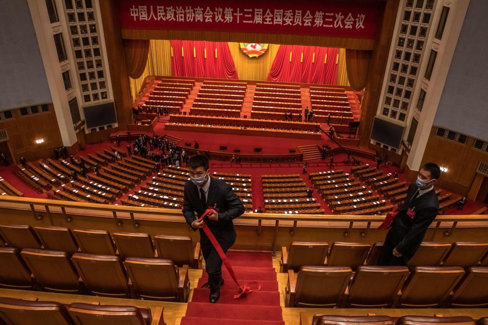 Kiinan kansanparlamentti hyväksyi kiistellyn Hongkongin turvallisuuslain torstaina.