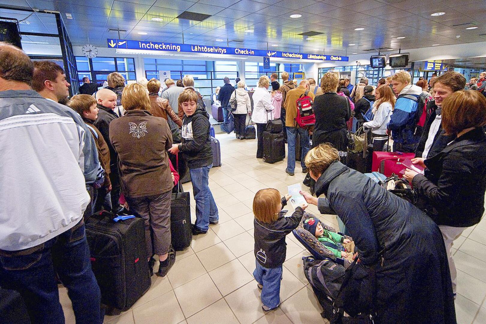 Vieläkö nämä tunnelmat palaavat. Finnair on palauttamassa lentoja maakuntien lentoasemille kuten Kokkola-Pietarsaareen. Vielä on ennenaikaista sanoa, palvelevatko lentoaikataulut liikematkalaisia.