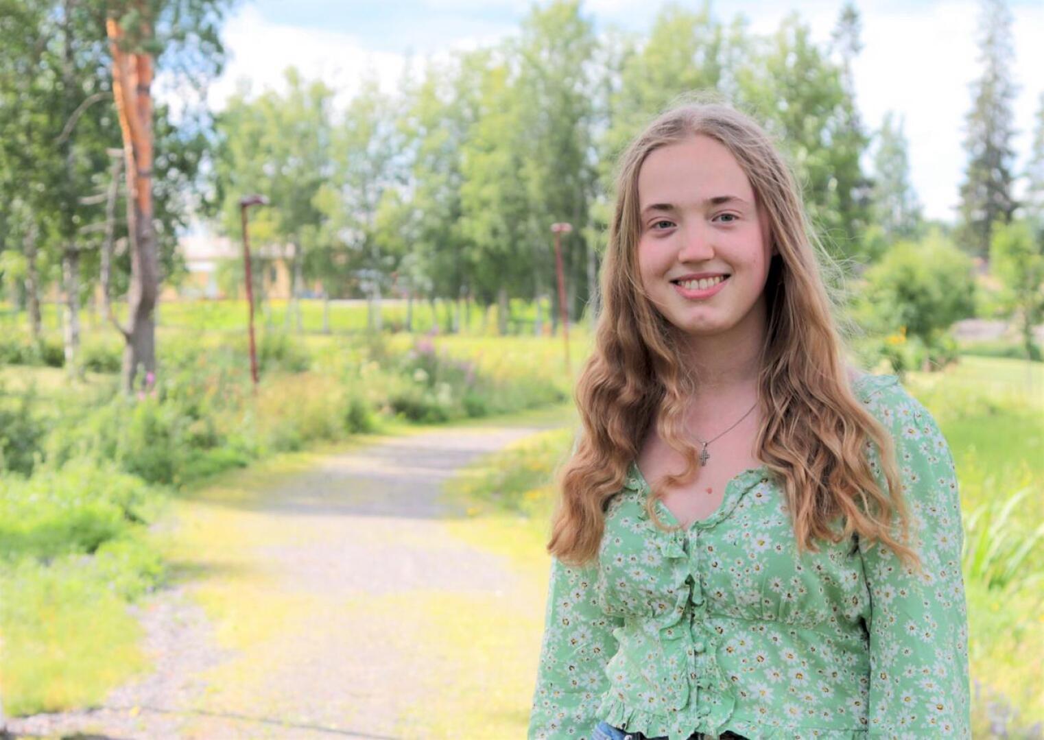 19-vuotias Jennica Kalliokoski aikoo viettää välivuoden Perhossa. 