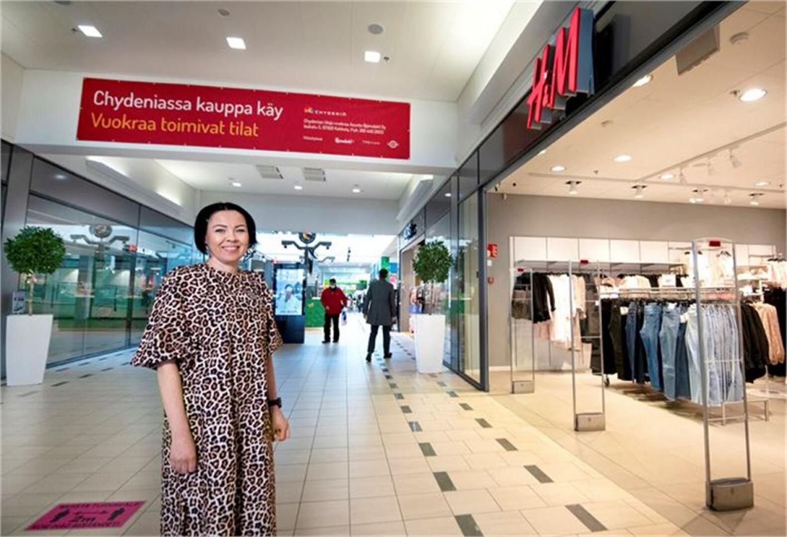 Mia Ruppa on palvellut asiakkaita H&M:ssä koko Chydeniuksen kauppakeskuksen avauksesta lähtien.