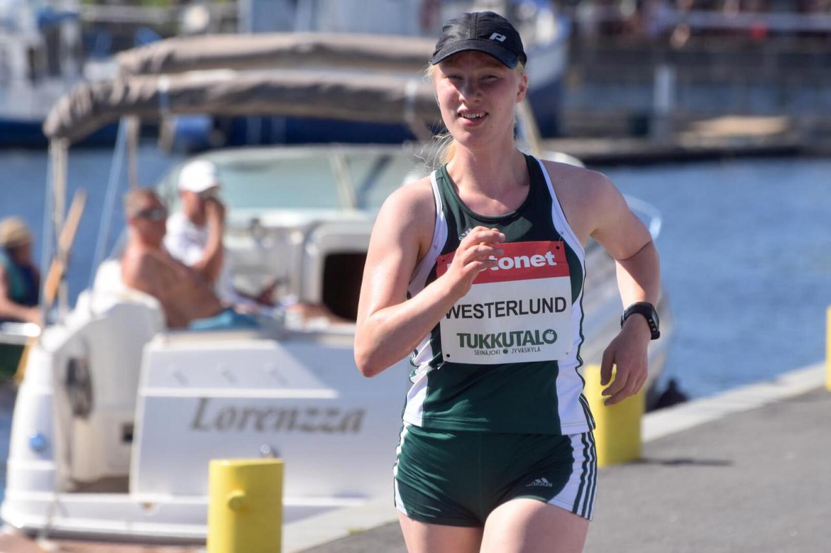 IF Drottin Hanna Westerlund oli seitsemäs naisten 10 kilometrin kävelyssä torstaina Kalevan kisoissa Jyväskylässä.