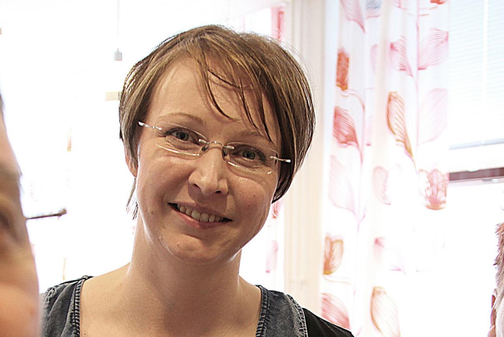 Tuulia Säkkinen valittiin Alavieskan sivistys- ja hyvinvointijohtajan virkaan 1. huhtikuuta alkaen.