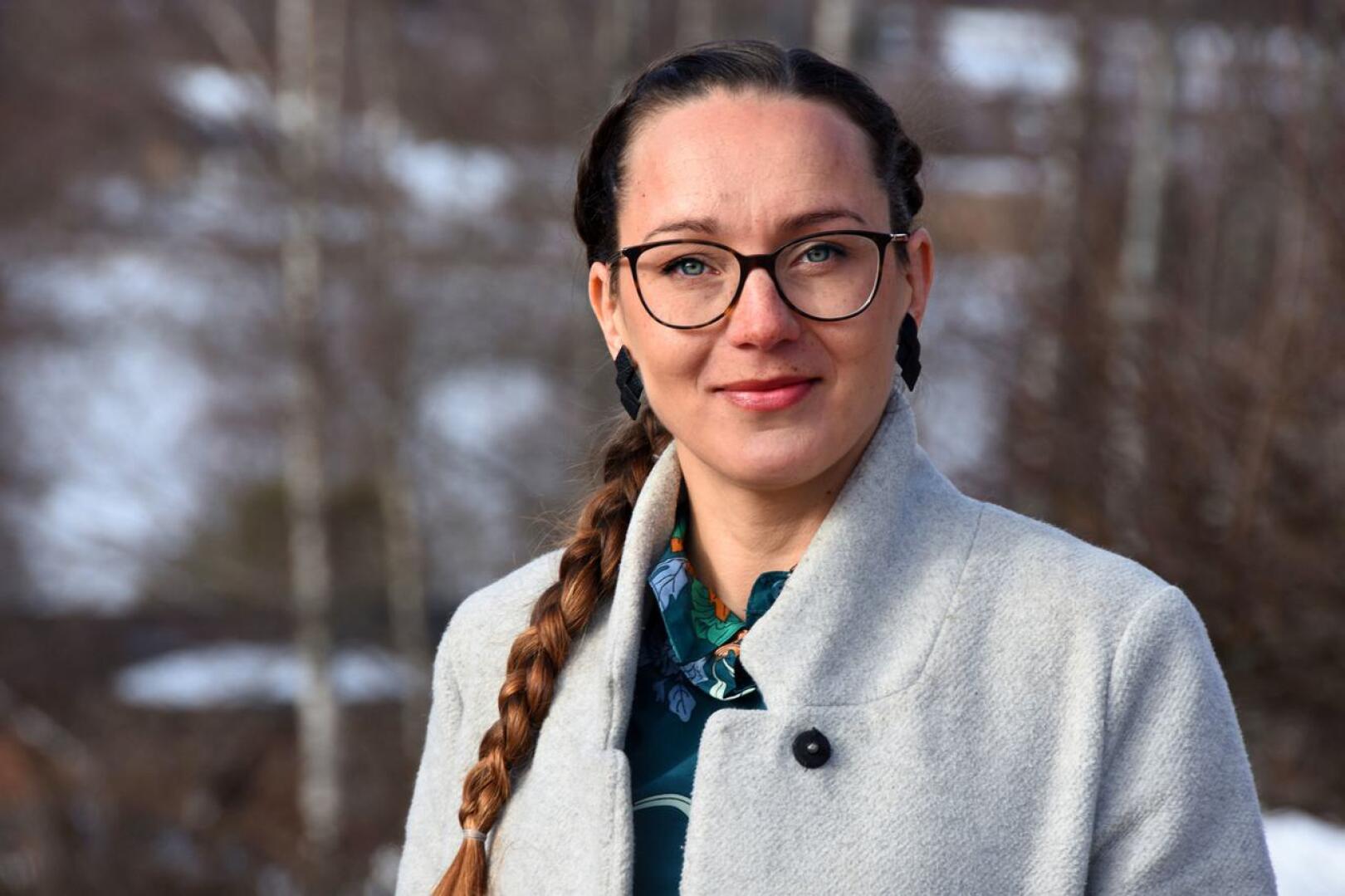 Johanna Hurskainen kokee kaupungin talousjohtajana olevansa osa haapavetistä yhteisöä, vaikka asuu Oulussa.