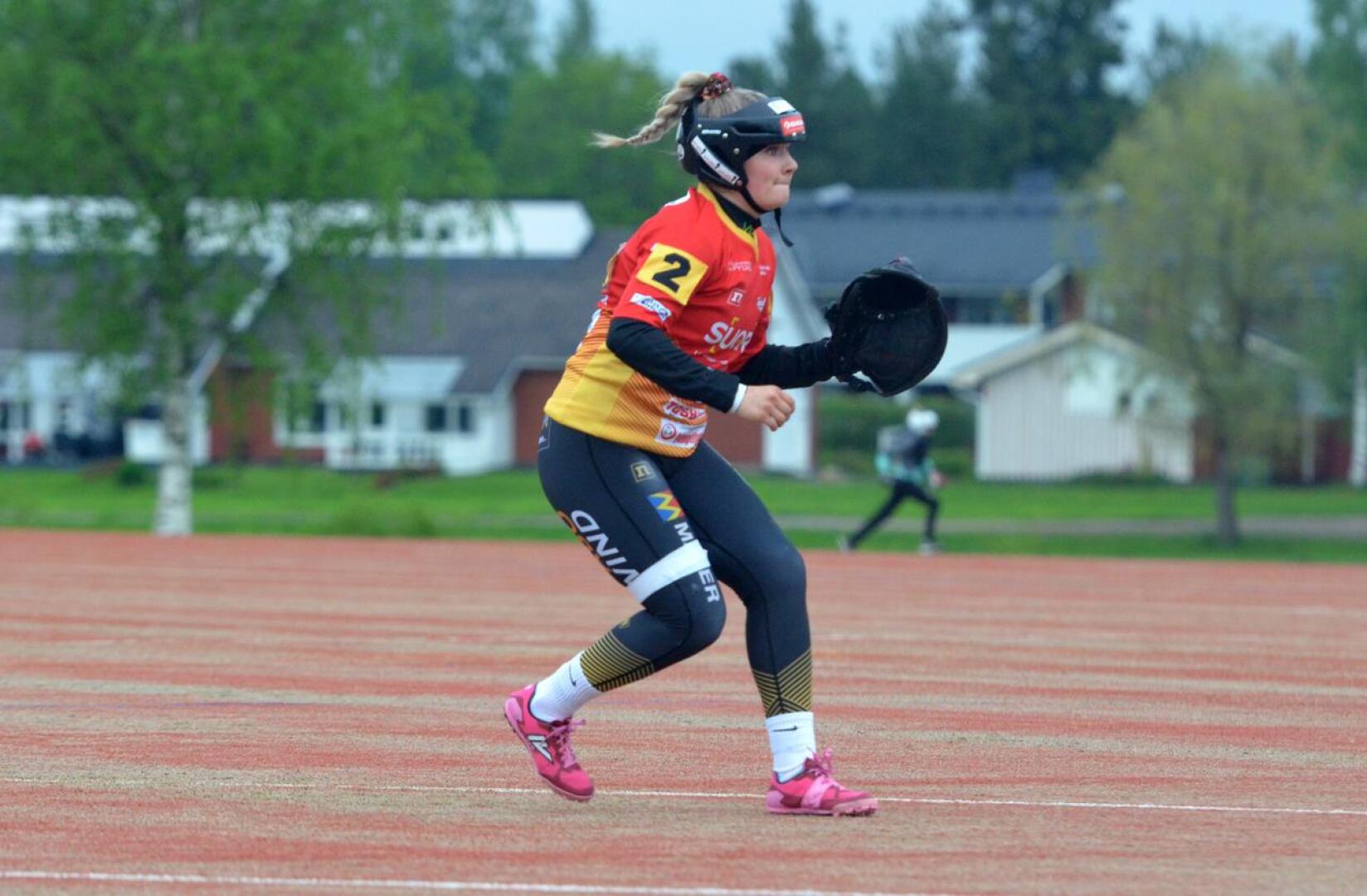 Fiona Soini siirteli etenijää ykköseltä kakkoselle saldolla 5/6. Lisäksi Soini toi Kuulattarille kaksi juoksua.