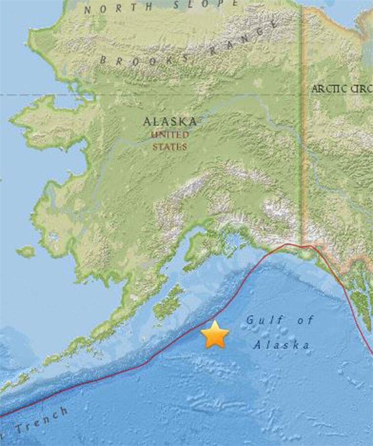 Yhdysvaltain geologisen tutkimuslaitoksen kartassa näkyy Alaskan rannikolla sattuneen voimakkaan maanjäristyksen keskus.