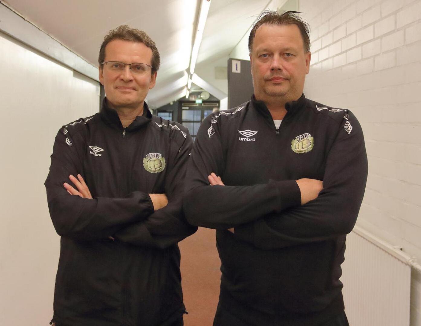 JBK joukkueenjohtaja Jari Jakobsson sekä juniorivalmentaja Lars Sandvik tekevät näkymätöntä, mutta arvokasta työtä.
