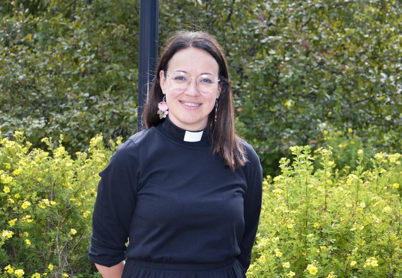 Mirva Ahola on aloittanut virkansa Ylivieskan kirkkoherran sijaisena elokuussa. 