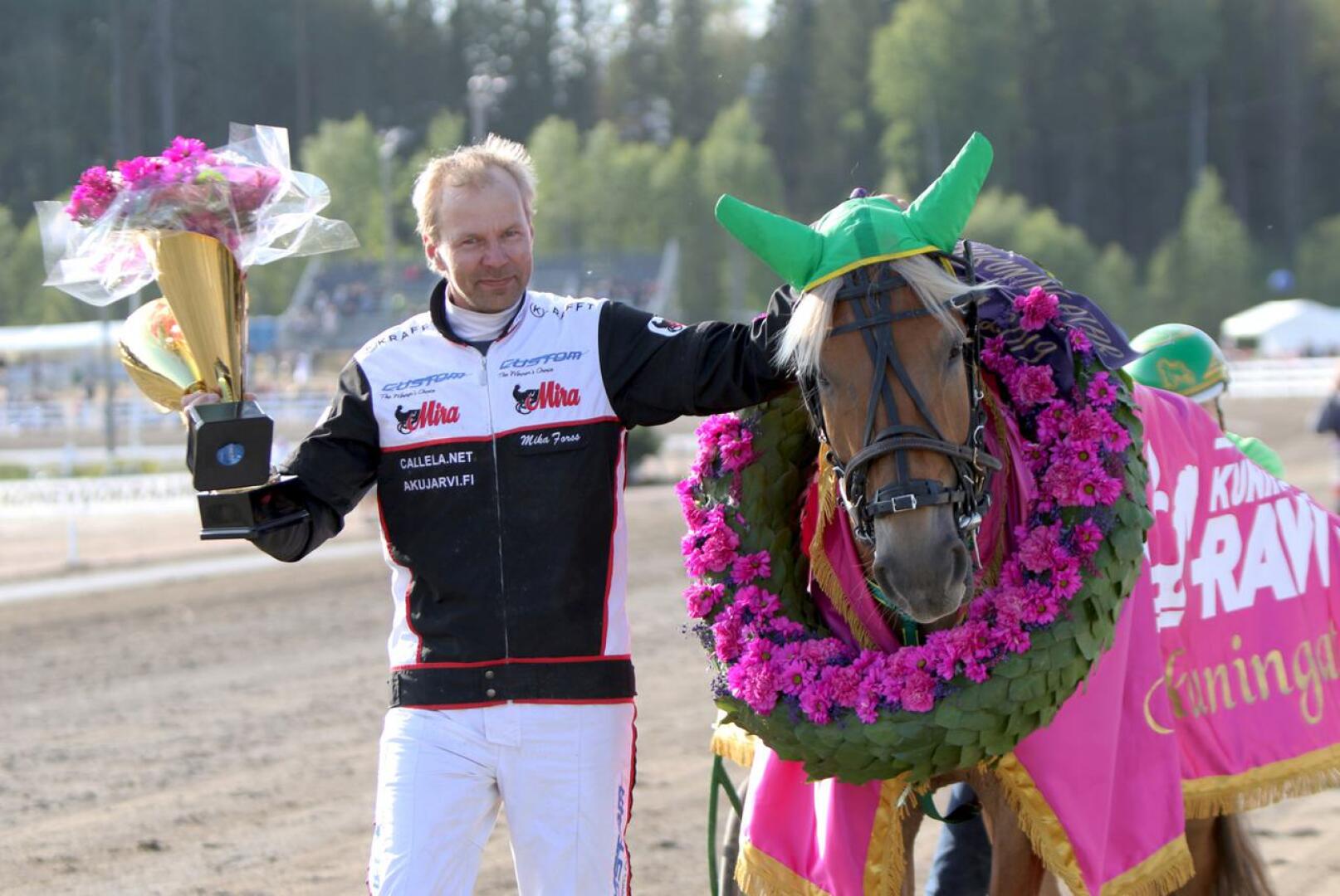 Vieskerin Virva ja Mika Forss olivat viime vuonna voittoisia mm. pariin kertaan Ylivieskassa.