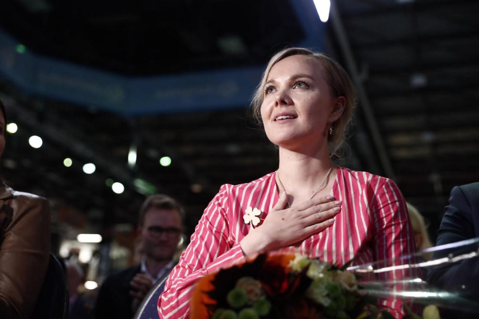 Torniolainen Katri Kulmuni valittiin keskustan uudeksi puheenjohtajaksi.