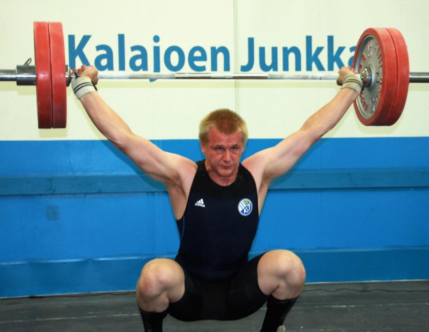 Jani Heikkinen haki uransa toisen SM-triplan Ruskeasuolta.