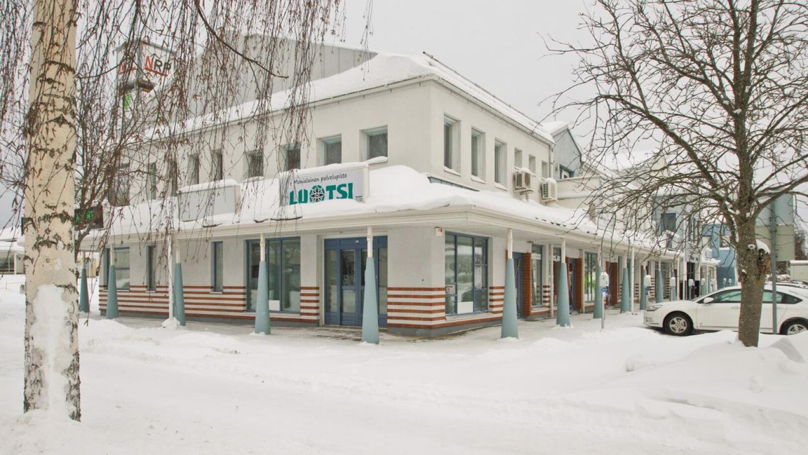 Uuteen kahvilaan tulee sisälle viitisentoista asiakaspaikkaa. Huoneisto on ollut aiemmin palvelupiste Luotsin käytössä.