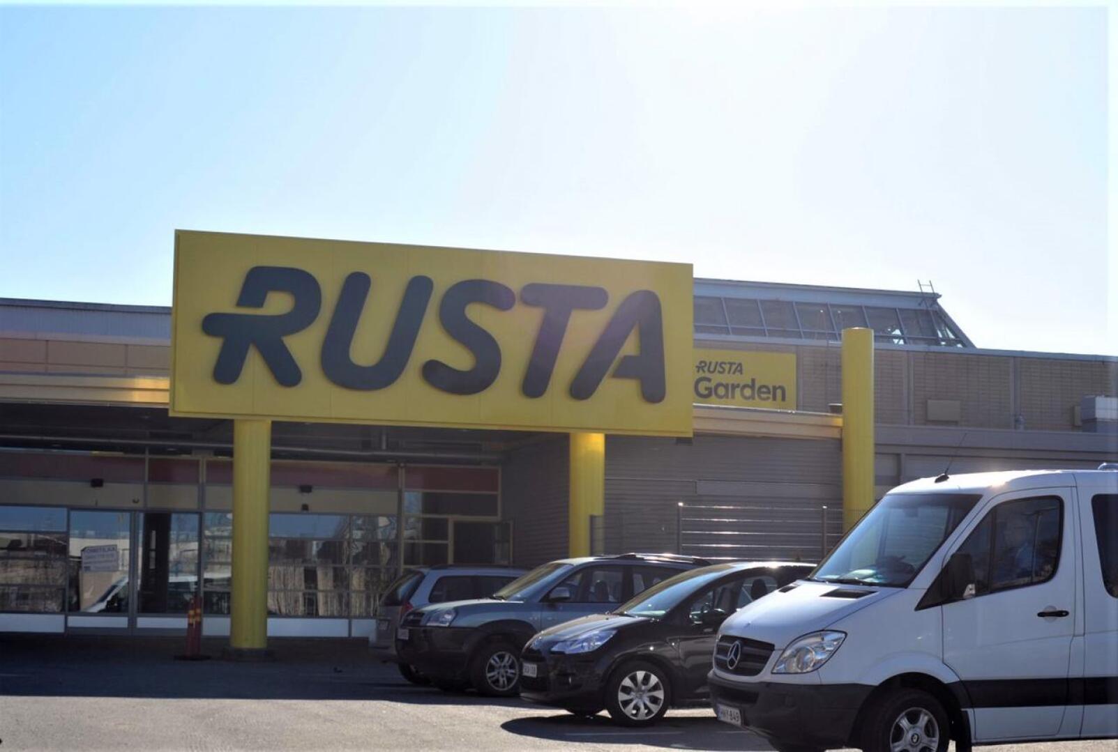 Kauppaketju Rustalla on aikeita laajentua myös Pietarsaareen. Kuva on Kokkolan viime vuonna avatusta Rusta-myymälästä.