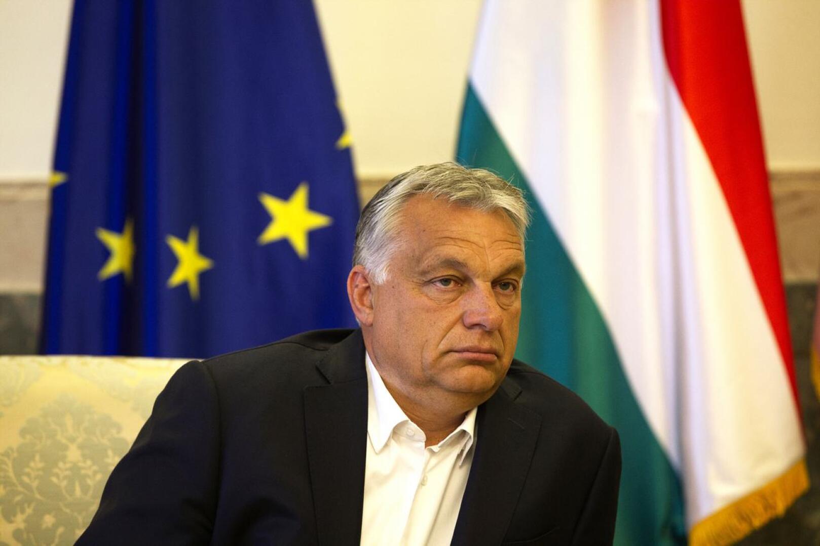Unkarin hallitus antoi pääministeri Viktor Orbánille oikeudet hallita asetuksilla. Tätä on arvosteltu ankarasti.