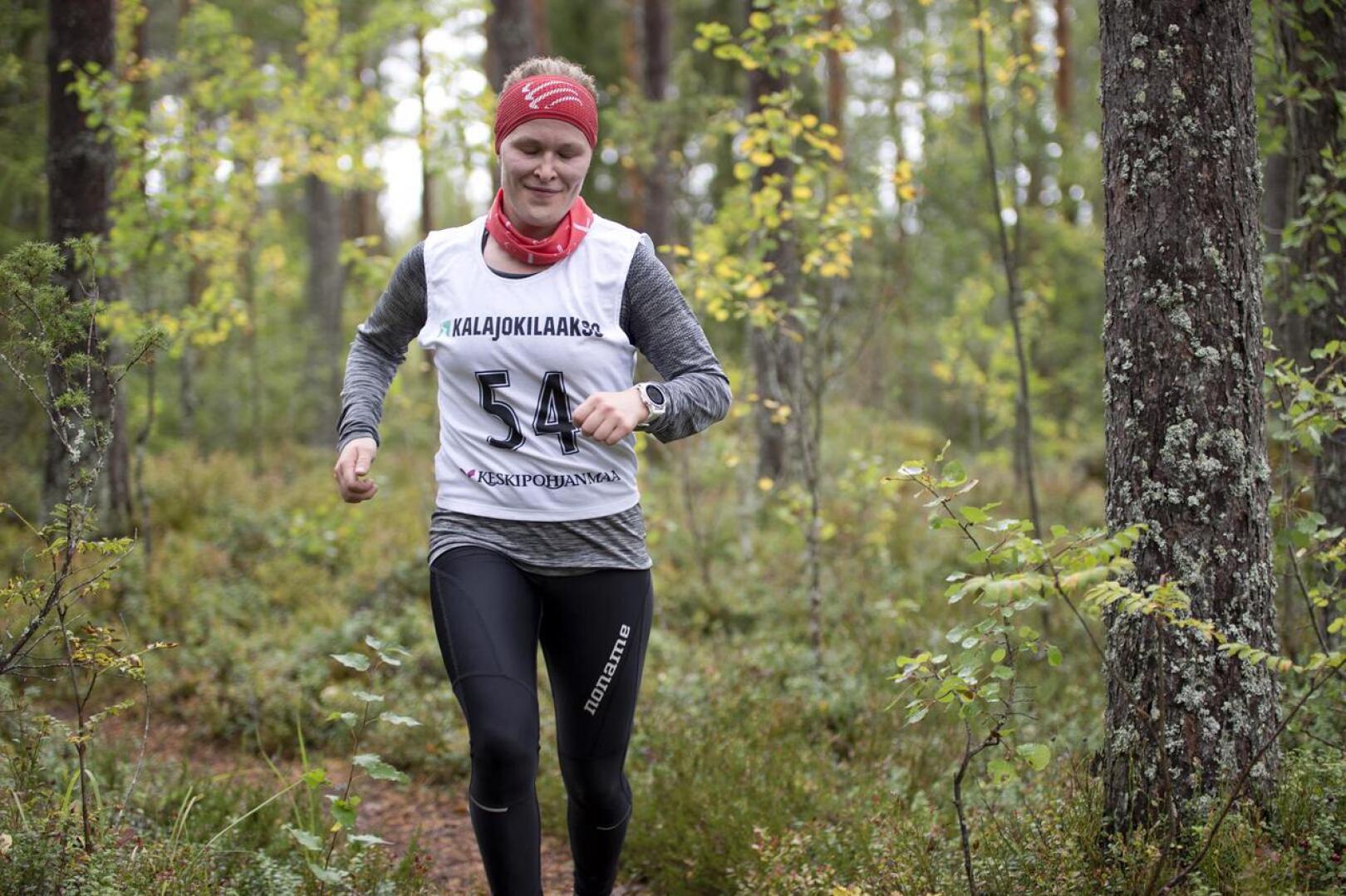 Haapajärven Aino-Maria Jääskeläinen voitti naisten 16 kilometrin kilpailun. Kokonaiskilpailun voitto oli jo ennakkoon varmistettuna.