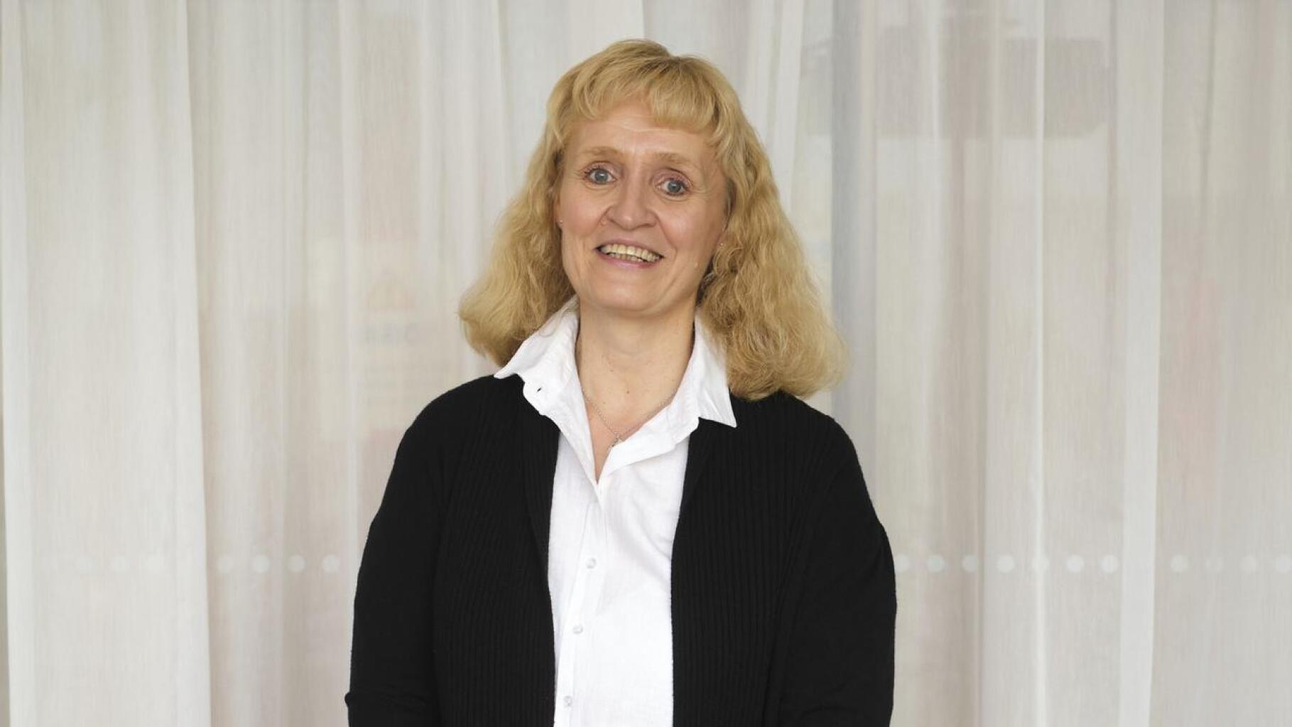 Kuntaliiton tutkimuspäällikkö Marianne Pekola-Sjöblom ei kannata kansanedustajien osallistumista aluevaaleihin.