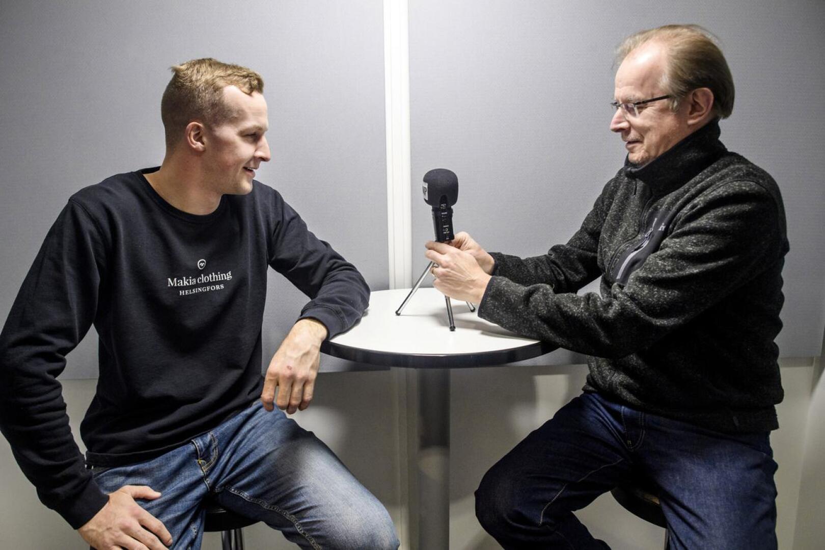 Lätkäanalyytikot (?) Vili Ruuska ja Juha Savela ennakoivat jääkiekon MM-kisoja.