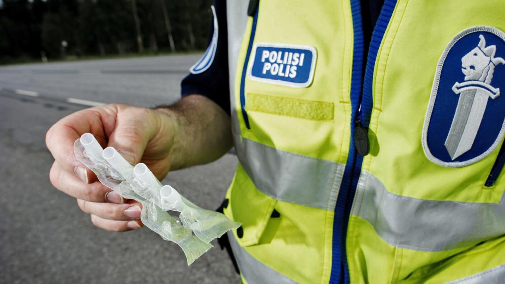 Poliisin Kalajoella tekemän liikennevalvonnan yhteydessä todettiin useita epäiltyjä rattijuopumuksia.