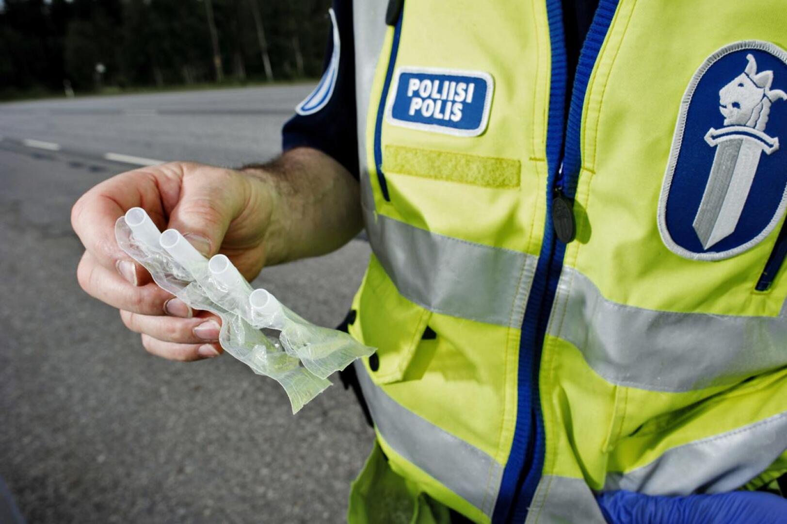 Poliisin Kalajoella tekemän liikennevalvonnan yhteydessä todettiin useita epäiltyjä rattijuopumuksia.