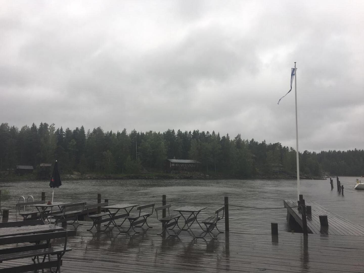 Kokkolan Öjassa sataa ja tuulee.