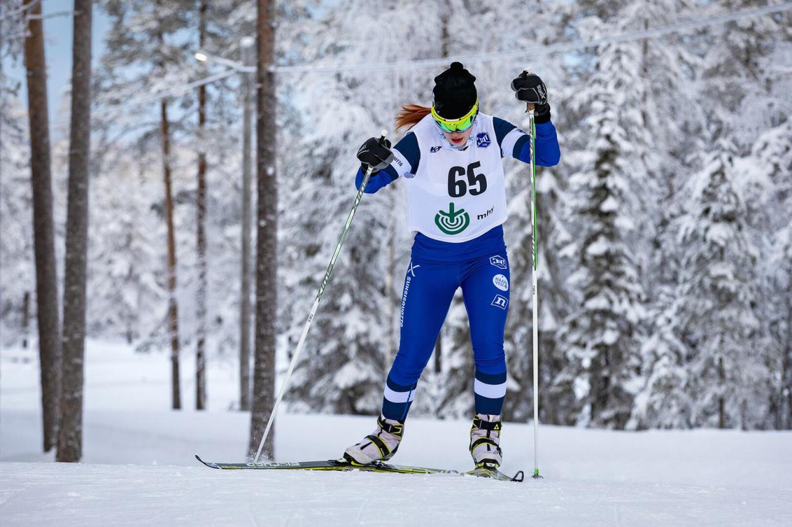 Nuorten SM-hiihdot Jyväskylässä jätti kaikille HaU:n hiihtäjille menohaluja kevättalven kisoihin. Riina Taskila ei ollut tyytyväinen kuin omaan osuuteensa lauantain parisprintissä. Arkistokuva.