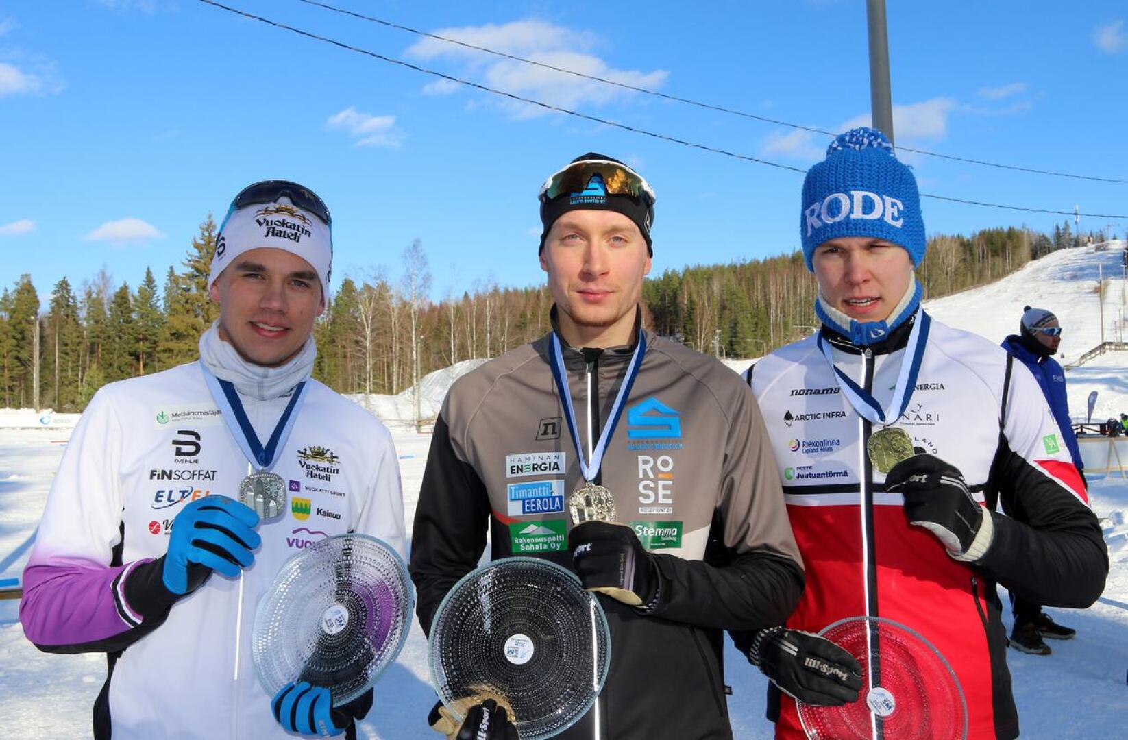Sievistä lähtöisin oleva Miska Poikkimäki, Vehkaladen Veikkojen Olli-Pekka Laitila sekä Junkkarit-kasvatti Eelis Valikainen olivat kärkikolmikko 23-vuotiaissa.
