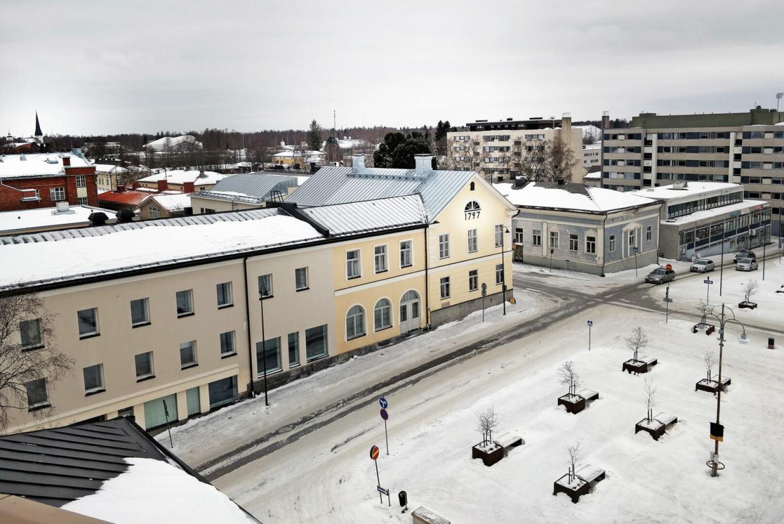 Lindskogin talo vuodelta 1797 on Pietarsaaren ensimmäinen kivitalo. Se rakennettiin 145 vuotta kaupungin perustamisen jälkeen. 