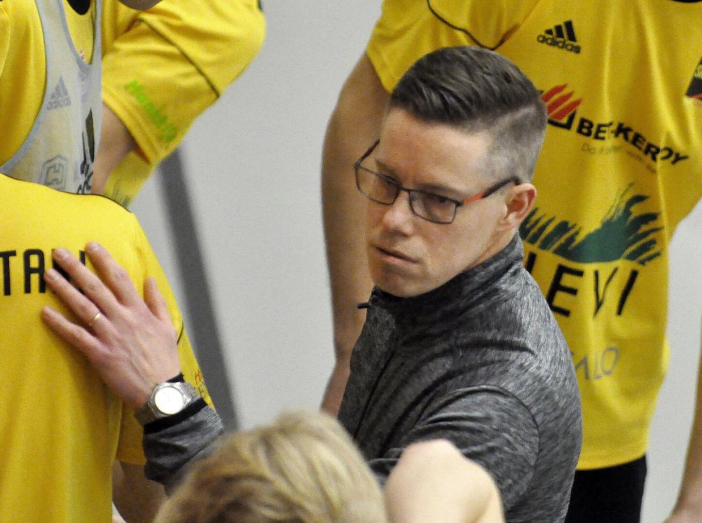 Loppukaudesta Sievi FS:n ruoriin hypännyt Kaj Ollikainen lähtee luottavaisena pudotuspeleihin.
