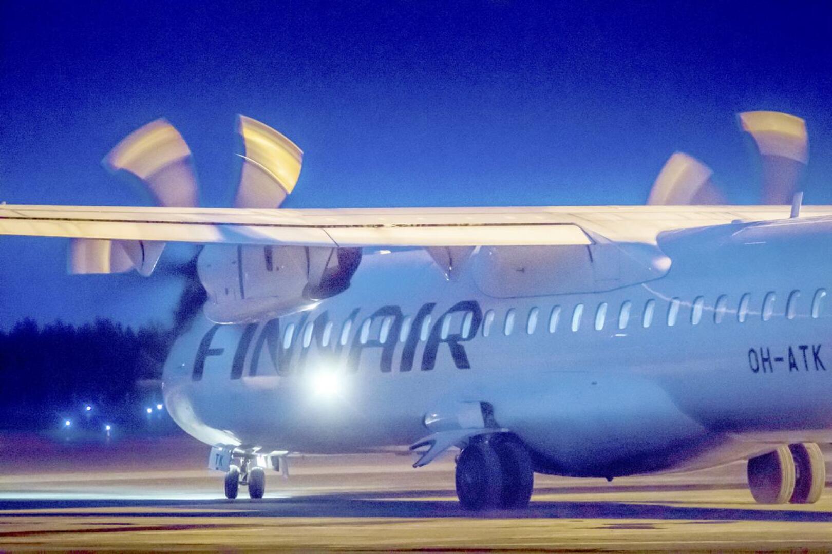 Ainakin tällä erää viimeinen Finnairin lentokone nousi Kruunupyyn kentältä 18. maaliskuuta. 