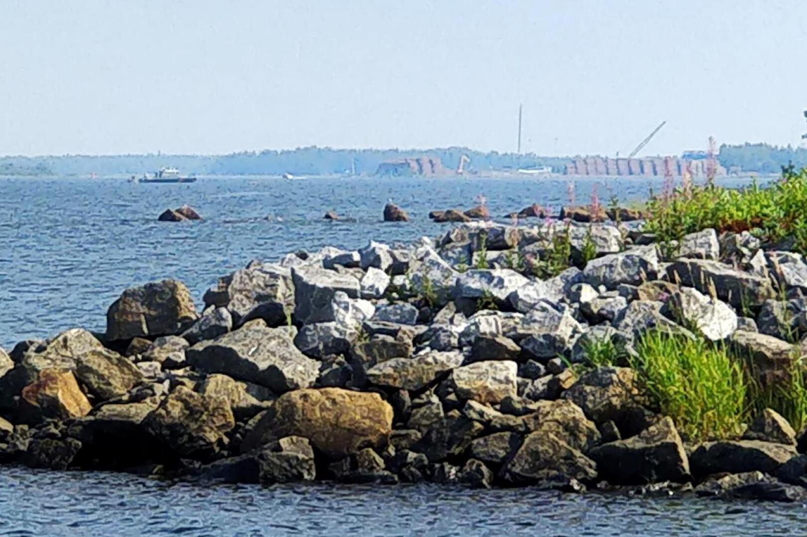 Vesibussi M/s Mässkär upposi matkalla Mässkärin saarelle, uppoamispaikka on noin kilometri Ådön kalasatamasta pohjoiseen.. 