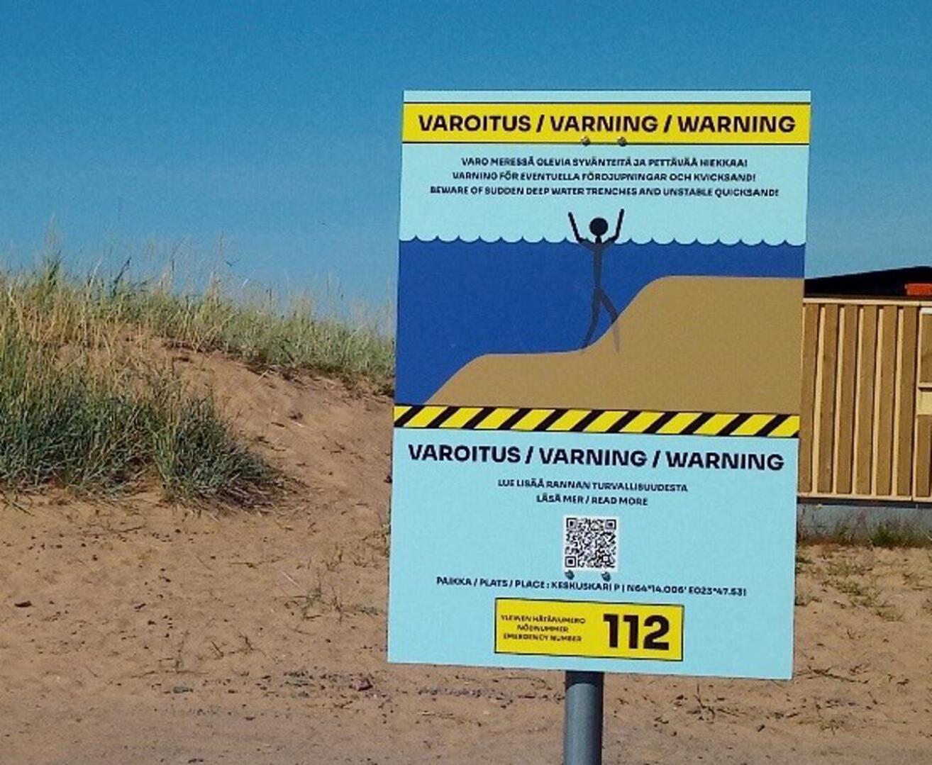 Hiekkasärkkien rannoille on saatu uudet syvänteistä varoittavat kyltit.