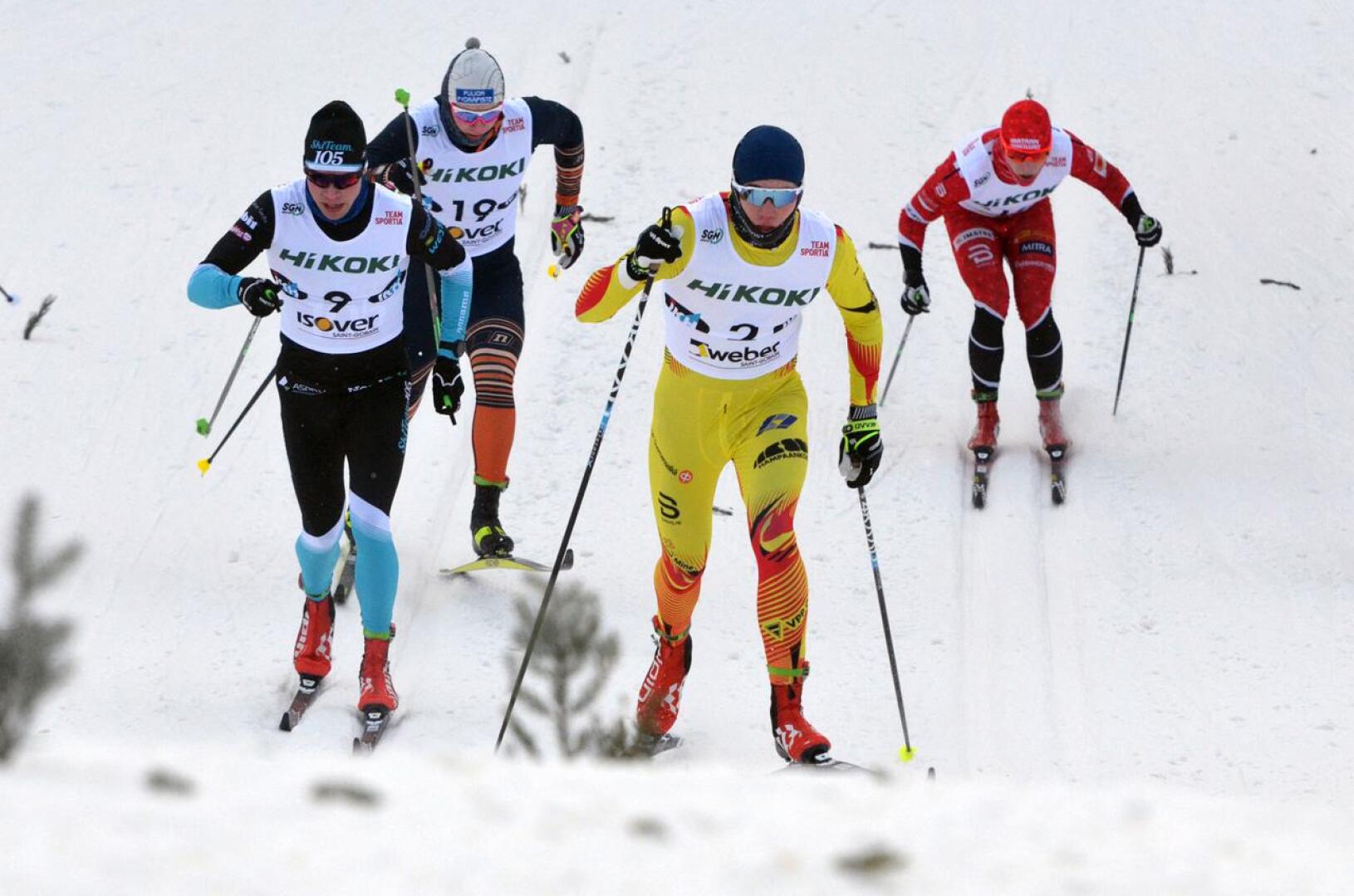 Pyhäjärven Pohti Ski Teamin Niilo Moilanen (2) päätti rankan viikkonsa SM-sprintin välieräpaikkkaan.