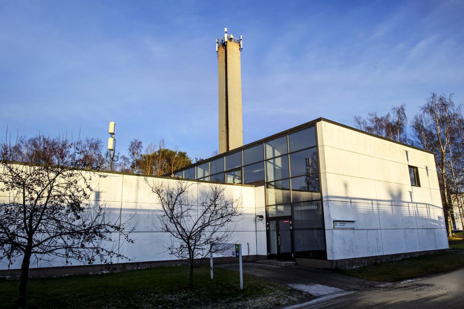 Keski-Pohjanmaan keskussairaalan entiseen lämpökeskukseen rakennetussa Kokkolan krematoriossa ensimmäinen vainaja tuhkattiin elokuun viimeisenä.