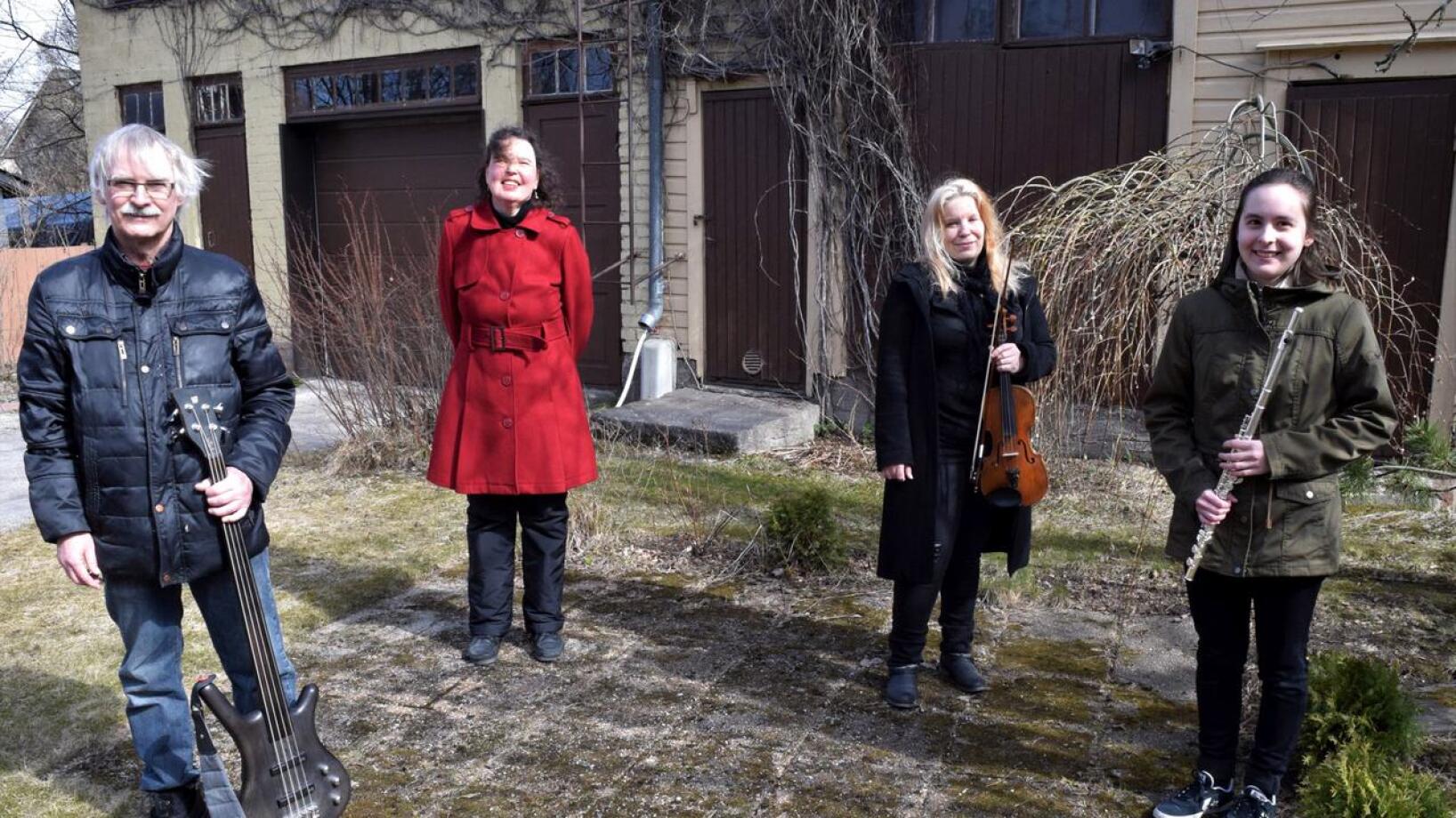Valosydän-kvartetin muodostavat Markku Lönngren, Pia-Lena Leskinen, Heli Kivistö ja Emmi Haapamäki. Yhtyeen tyylilajiksi voidaan nimetä tunnelmallinen instrumentaalimusiikki, joka on sataprosenttisesti omaa tuotantoa.