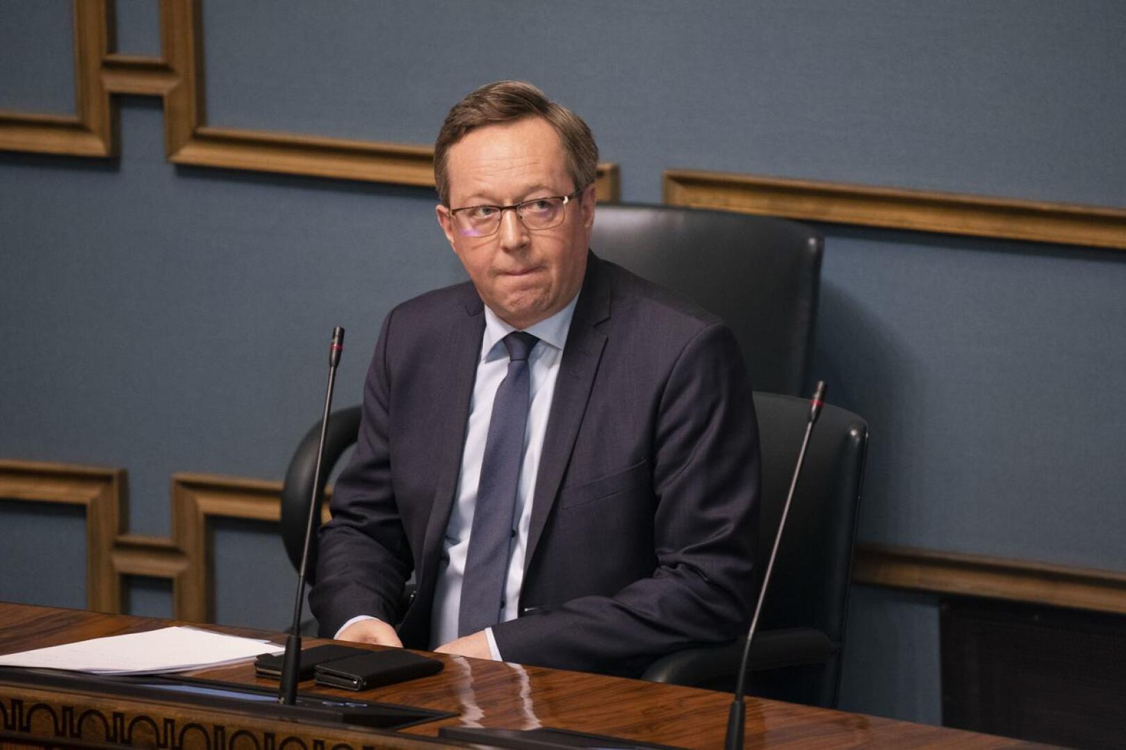 Elinkeinoministeri Mika Lintilä sai haluamansa, kotimaan matkailun vauhtiin.