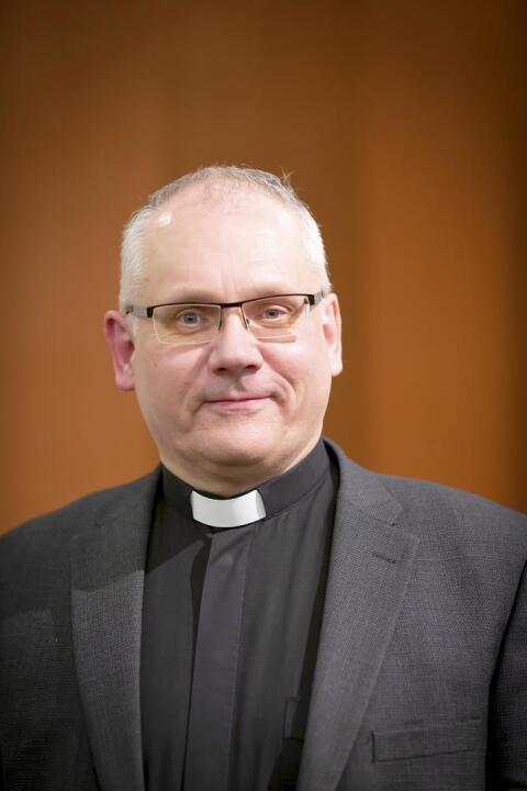 Pietarsaaren ruotsalaisen seurakunnan kirkkoherra Bo-Göran Åstrand lähtee Porvoon piispanvaalin toiselle kierrokselle.