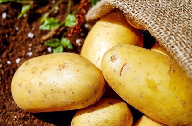 Viljeletkö perunaa vai kasvaako pelloillasi jotakin muuta syötävää? Ilmoittaudu mukaan lähiruuan tuottajaksi. Ohjeet löydät alempaa jutusta.